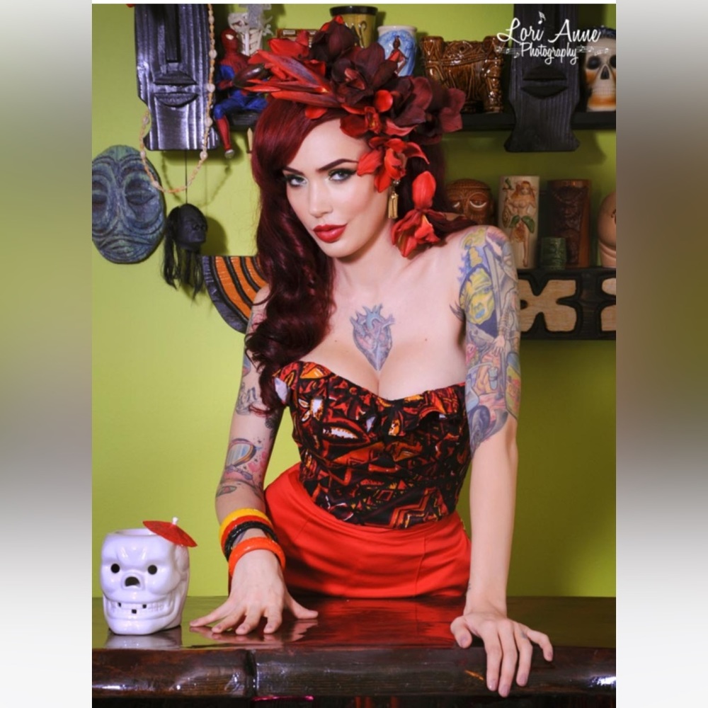 Dixiefried Vintage Bustier Top in Tiki Print (PUG) - XL